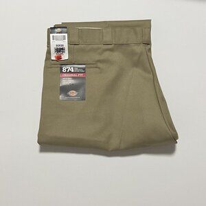 Dickies 874 Original Fit Work Utility Pants *NWT Beige Khaki Men's size 50x30